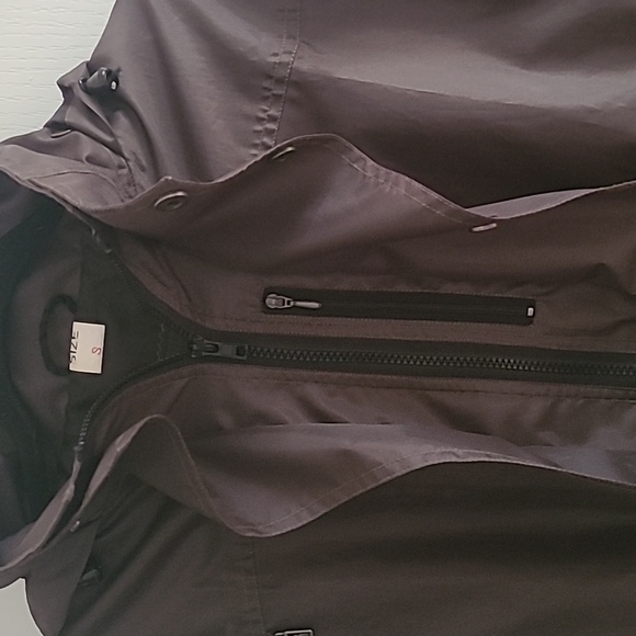 Equestrian jacket with hood - Picture 4 of 6